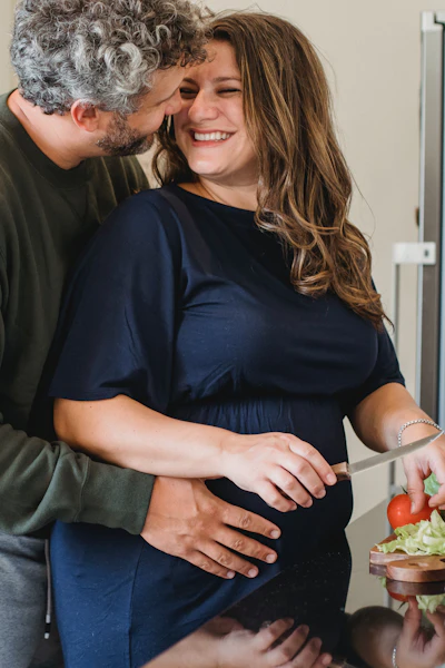 What does "sex begins in the kitchen" mean?