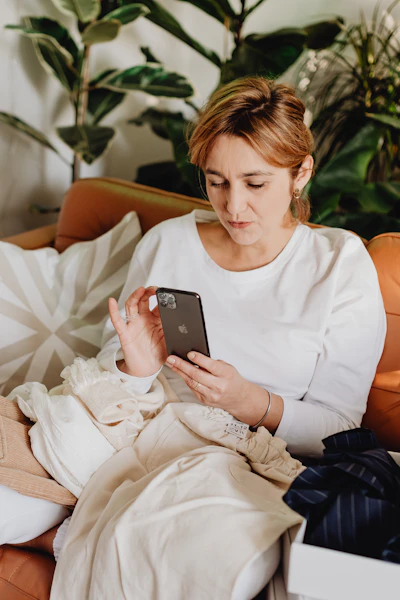 How do I get my wife to stop mindlessly scrolling on her phone?